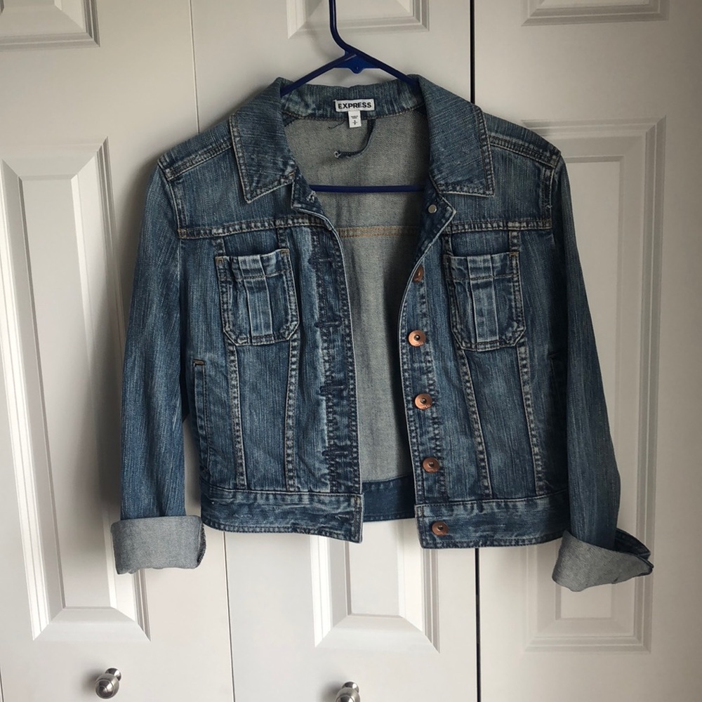 Cropped jean jacket